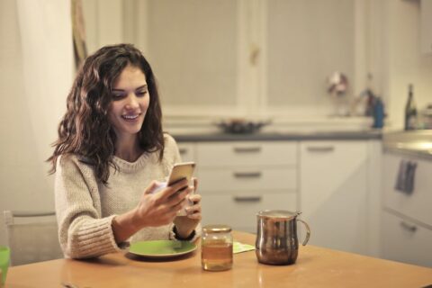 Asistente virtual TOBi, el nuevo ChatBot de la app de Vodafone - RedNew